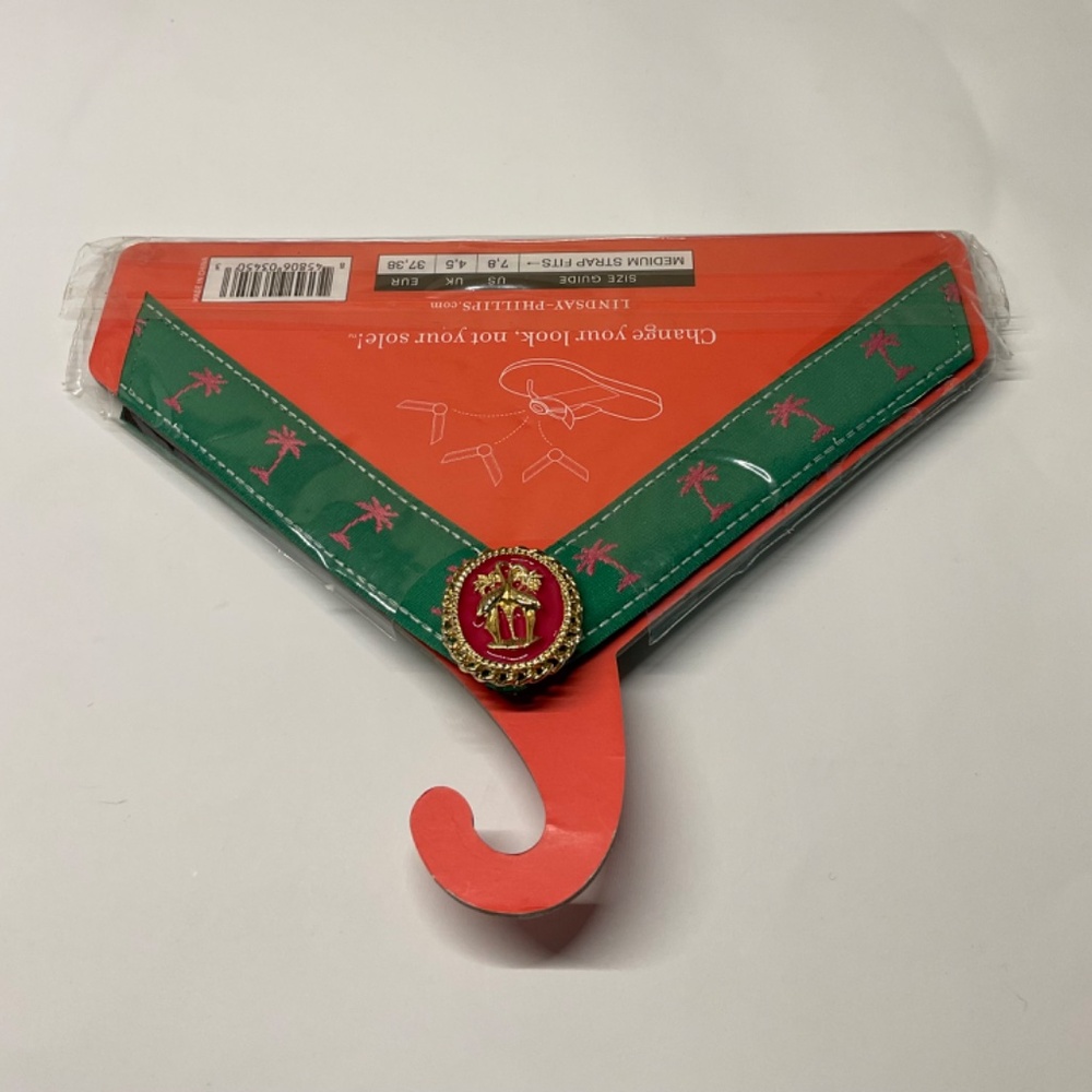 Lindsay-Phillips Switch Flops Strap Jasmine Palm Trees  Size Medium 7/8.  New - Picture 3 of 4